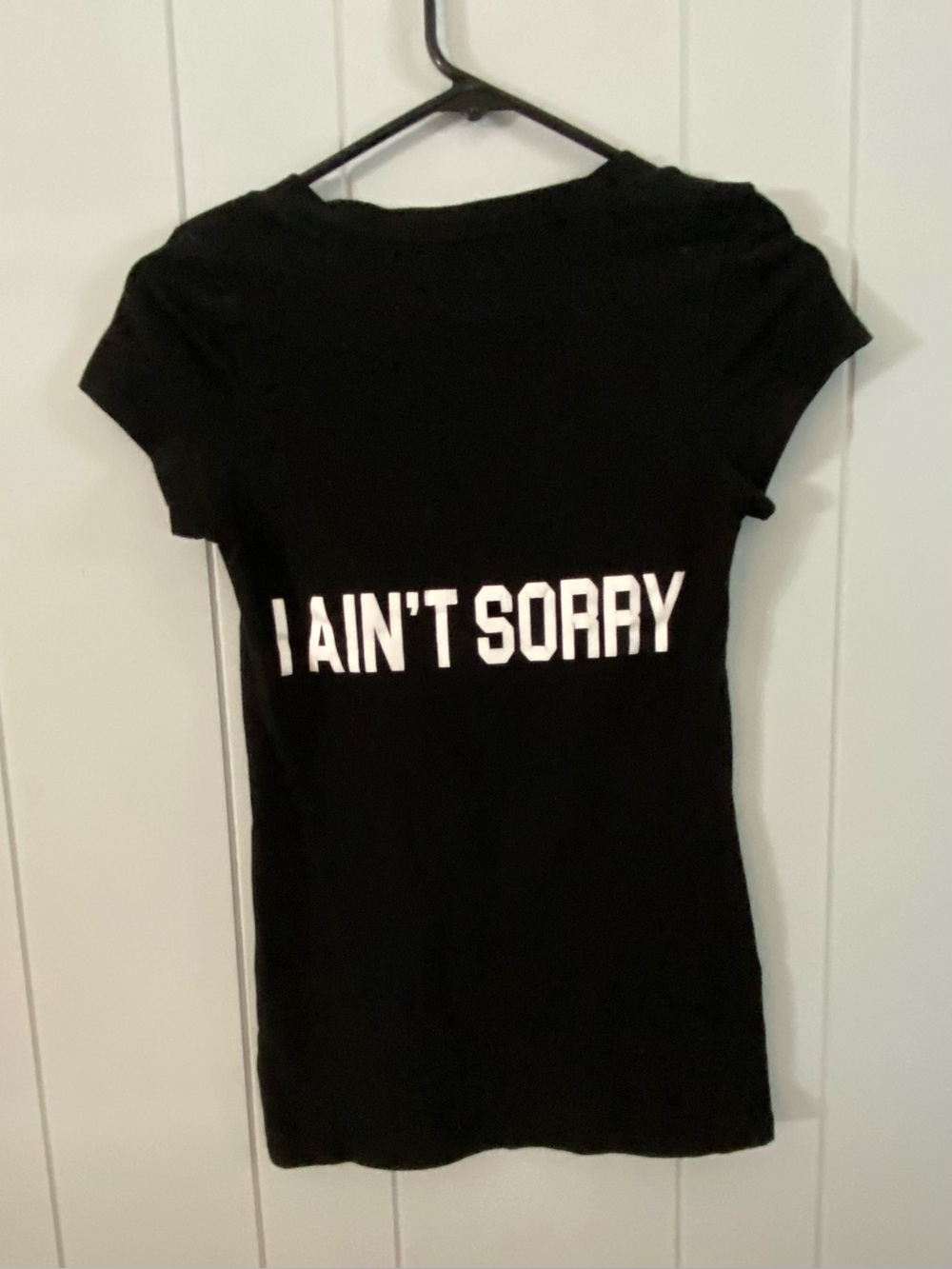 Black Graphic Tee "I AIN'T SORRY"